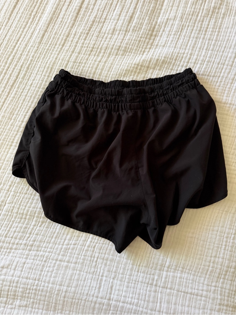 Vuori Black Shorts - Picture 4 of 9